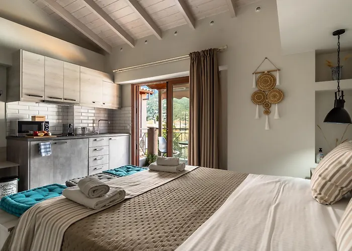 Апартаменты Emily Нидри