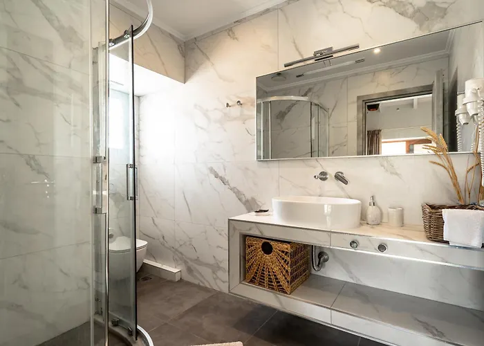 Апартаменты Emily Нидри