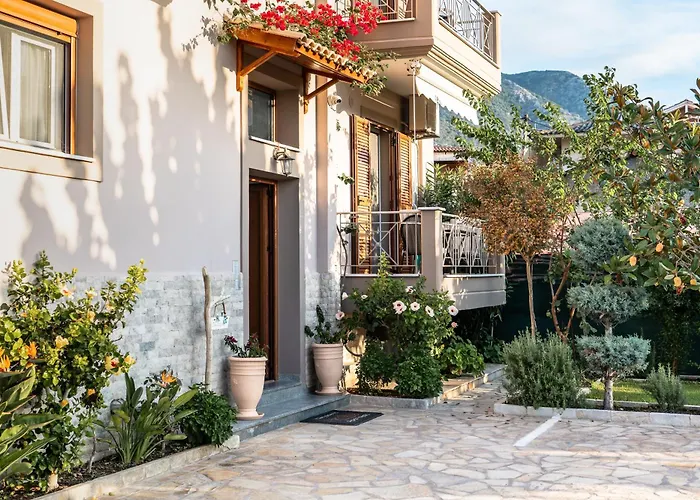 Апартаменты Emily Нидри